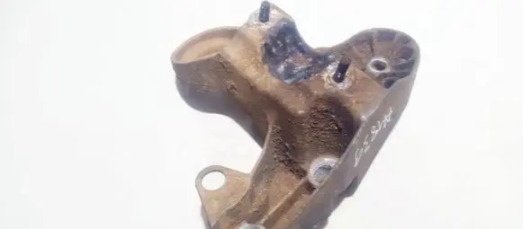 Audi A4 S4 B5 8D Engine mounting bracket 8d0199351h
