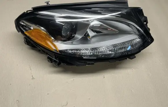 Mercedes-Benz ML W166 Headlight/headlamp A1668202059