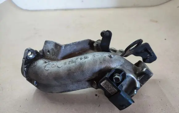 Renault Megane II Other engine bay part 8200162452