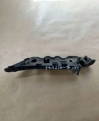 Ford S-MAX Front bumper mounting bracket 6M2117D959