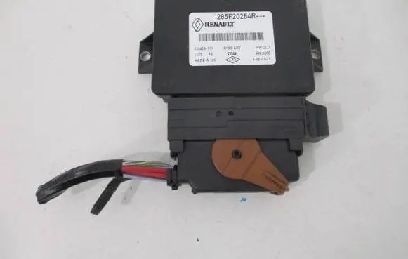Renault Kadjar Hand brake control module 285F20284R