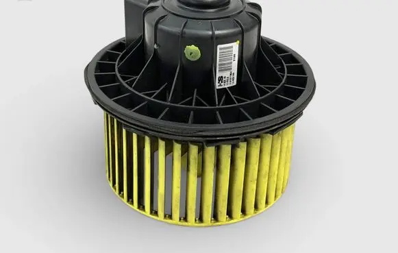 Cadillac Escalade Heater fan/blower 52422199