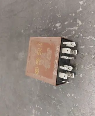 Volkswagen Golf IV Other relay 4B0955531C 389