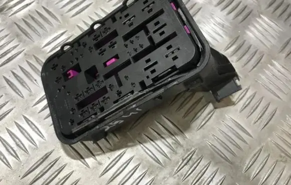 Seat Altea Fuse box set 1k0937700b