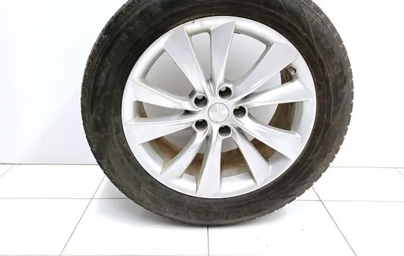 Tesla Model X R19 alloy rim 1027241-00-A