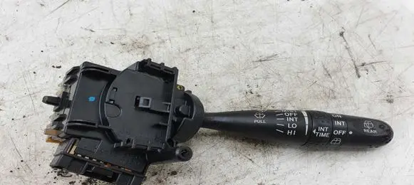 Toyota Corolla E120 E130 Wiper control stalk 173647