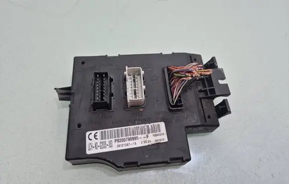Opel Vivaro Comfort/convenience module P8200790995F