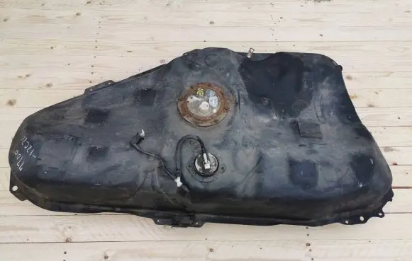 Toyota Corolla Verso E121 Fuel tank 7700112C20 101961-7620