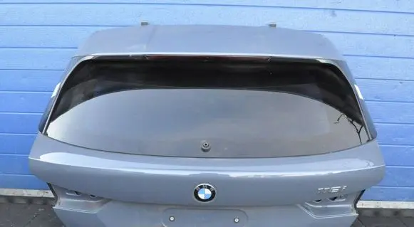BMW 1 F40 Tailgate/boot cover trim set 