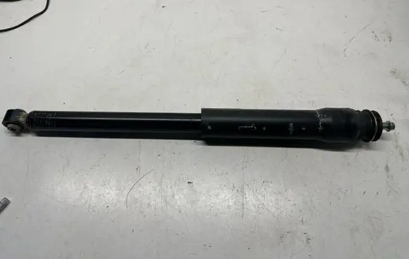Toyota Yaris XP210 Rear shock absorber/damper 060000058