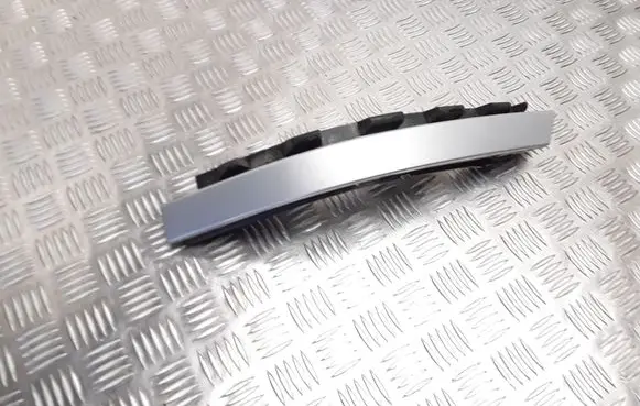 Rear/tail light trim molding