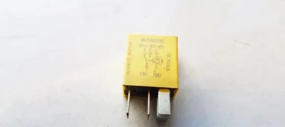 Peugeot 208 Other relay 9673062180