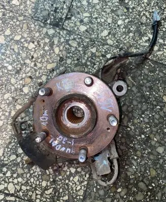 Hyundai i30 Front wheel hub