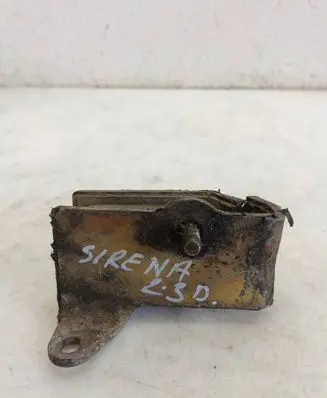 Nissan Serena Engine mount bracket 112109C001