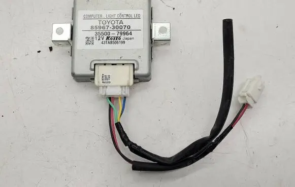 Lexus RX III Voltage converter/converter module 8596730070