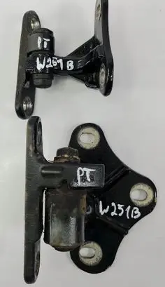 Mercedes-Benz R W251 Rear door hinge set 