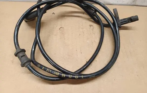 Mercedes-Benz E W211 ABS rear brake sensor A2115402417