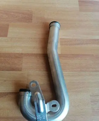 Dacia Logan II Intercooler pipe mounting bracket 8200744818 744818