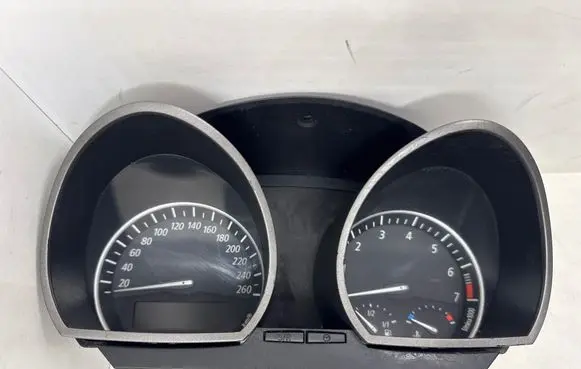 BMW Z4 E85 E86 Speedometer (instrument cluster) 1024230 258115 4116029