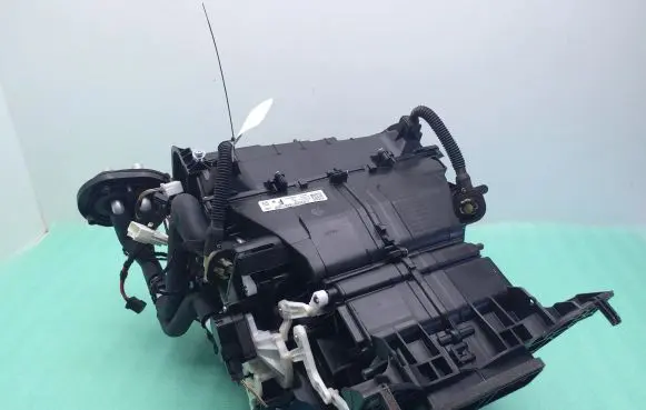 Jaguar F-Pace Interior heater climate box assembly JX6319B555FB MF4432900651 AW9319B555
