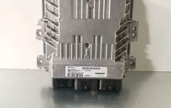 Volvo V60 Engine control unit/module S180134102D