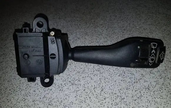 BMW 5 E39 Wiper control stalk 8375407 01204010