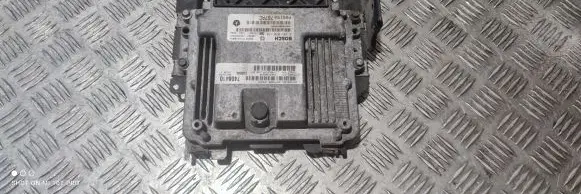 Jeep Grand Cherokee Engine control unit/module 05150767AC