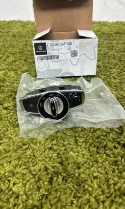 Mercedes-Benz C AMG W205 Light switch 2059057207