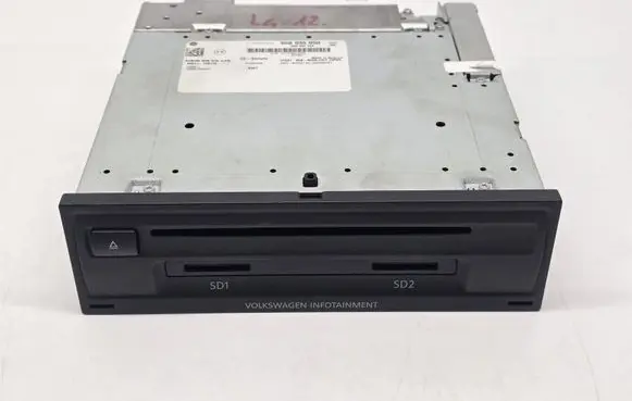 Volkswagen PASSAT B8 Navigation unit CD/DVD player 3G0035050