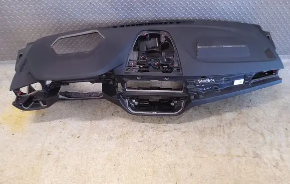 BMW 5 G30 G31 Dashboard 9375427 937542715 9329497