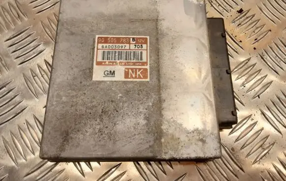Opel Sintra Engine control unit/module 90505783