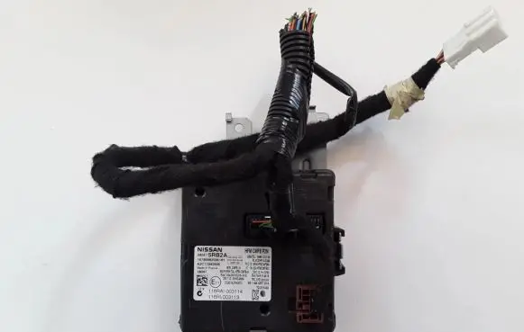 Nissan Micra K14 Door central lock control unit/module 285E15RB2A