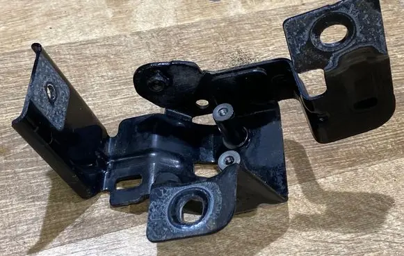 Jaguar E-Pace Fender mounting bracket J9C316E128AC