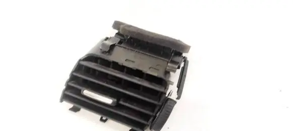 Volkswagen PASSAT B6 Dash center air vent grill 3C1819701E P0108666