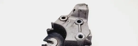 Citroen C4 I Picasso Engine mounting bracket 9645030780