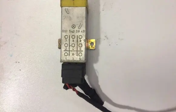Mercedes-Benz C W202 Other relay 0015400845 897234000