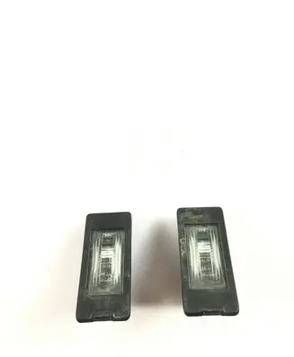 Chevrolet Malibu Number plate light 13590043