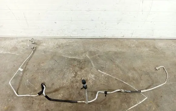 Ford Flex Air conditioning (A/C) pipe/hose DA83-19A834-DD