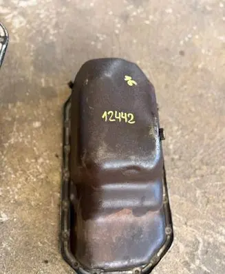 Audi 80 90 B2 Oil sump
