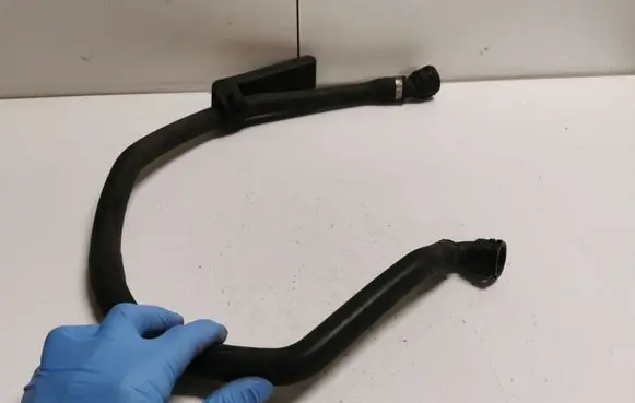 BMW X3 E83 Engine coolant pipe/hose 340099104 3400991