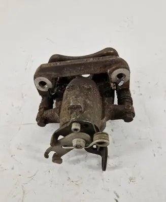 Opel Insignia A Rear brake caliper 