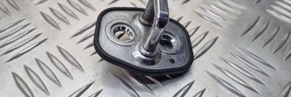 Peugeot 407 Front door lock loop/hook striker 
