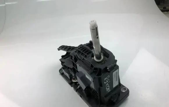 Volvo S90, V90 Gear shift switch/knob P32240020
