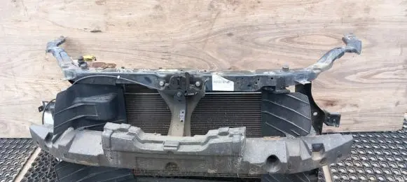 Nissan Qashqai Radiator support slam panel