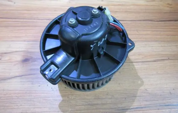 Mitsubishi Space Star Heater fan/blower 0130111191 mf016070-0260