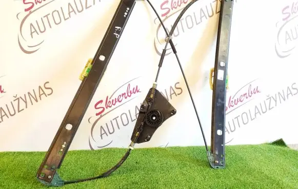 Volkswagen Touareg III Front window lifting mechanism without motor 760837462D C70911103
