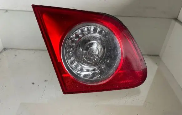 Volkswagen PASSAT B6 Tailgate rear/tail lights 3C5945093F