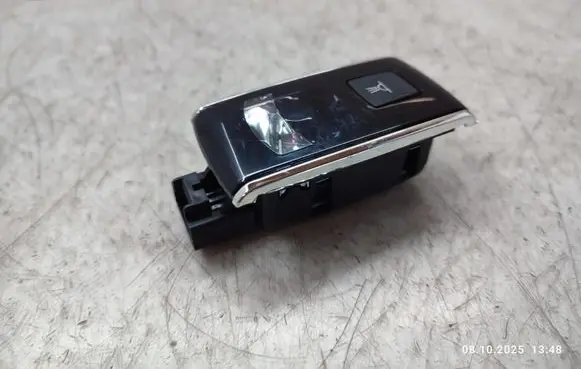 Peugeot 508 RXH Other interior light 8957450