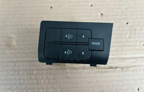 Fiat Ducato Headlight level height control switch
