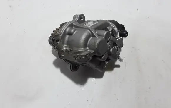 Peugeot 2008 II Fuel injection high pressure pump 9817903080
